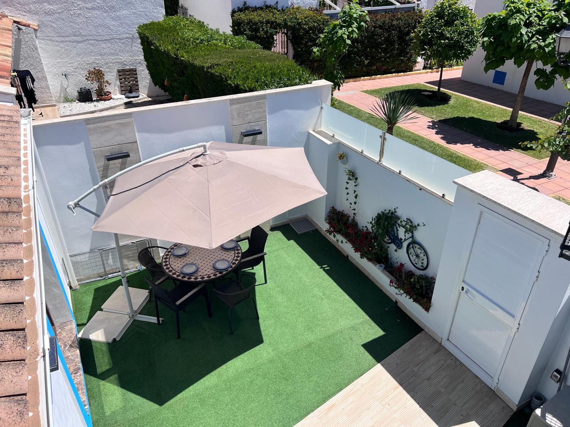 Pirata Bungalow Sea Front Estepona Eksteriør billede